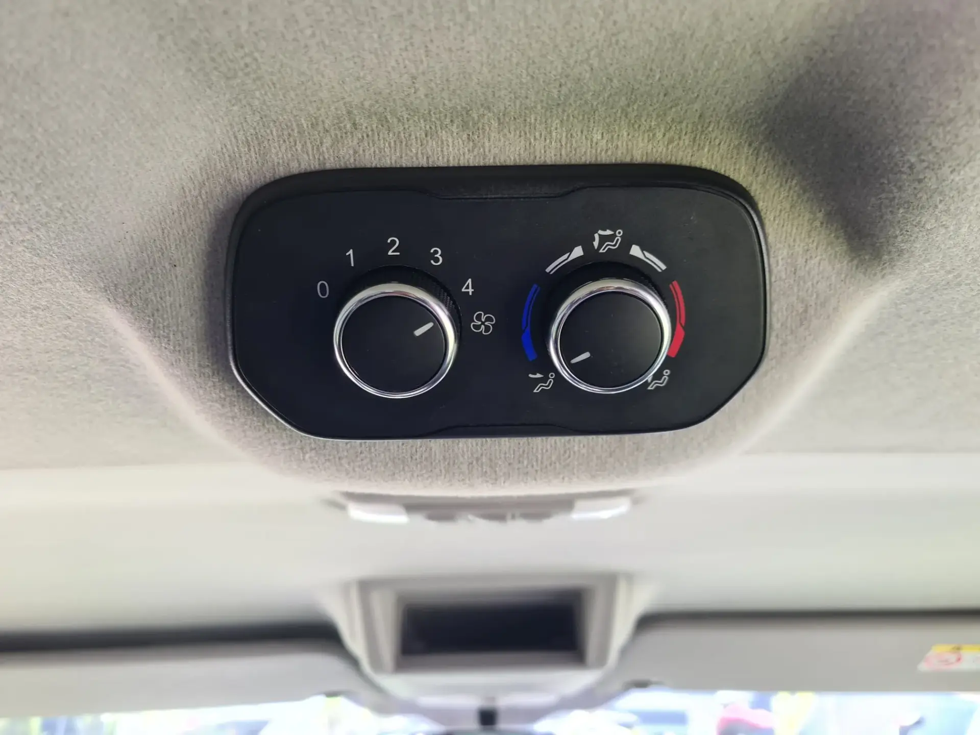 Ford Transit Custom 270L1 2.0 TDCi H1-Tecto Trend 15