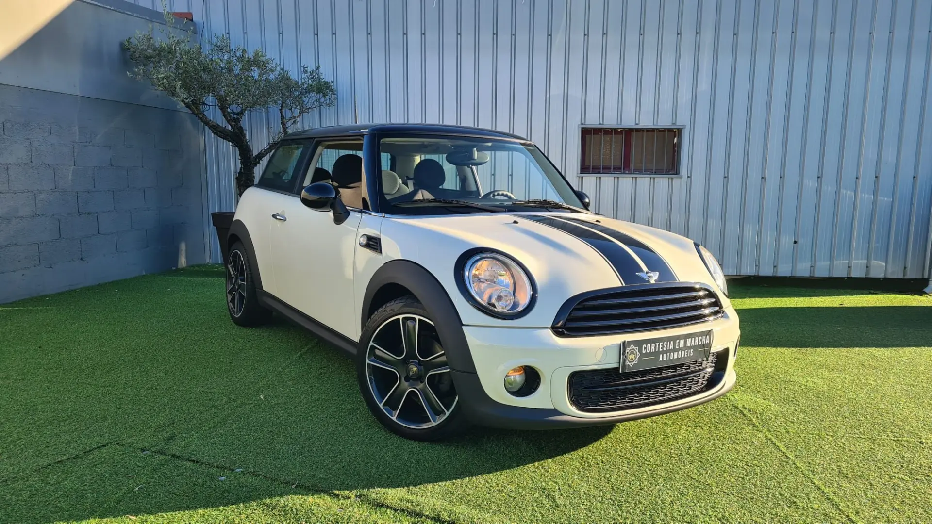 MINI 3 Portas One D 2