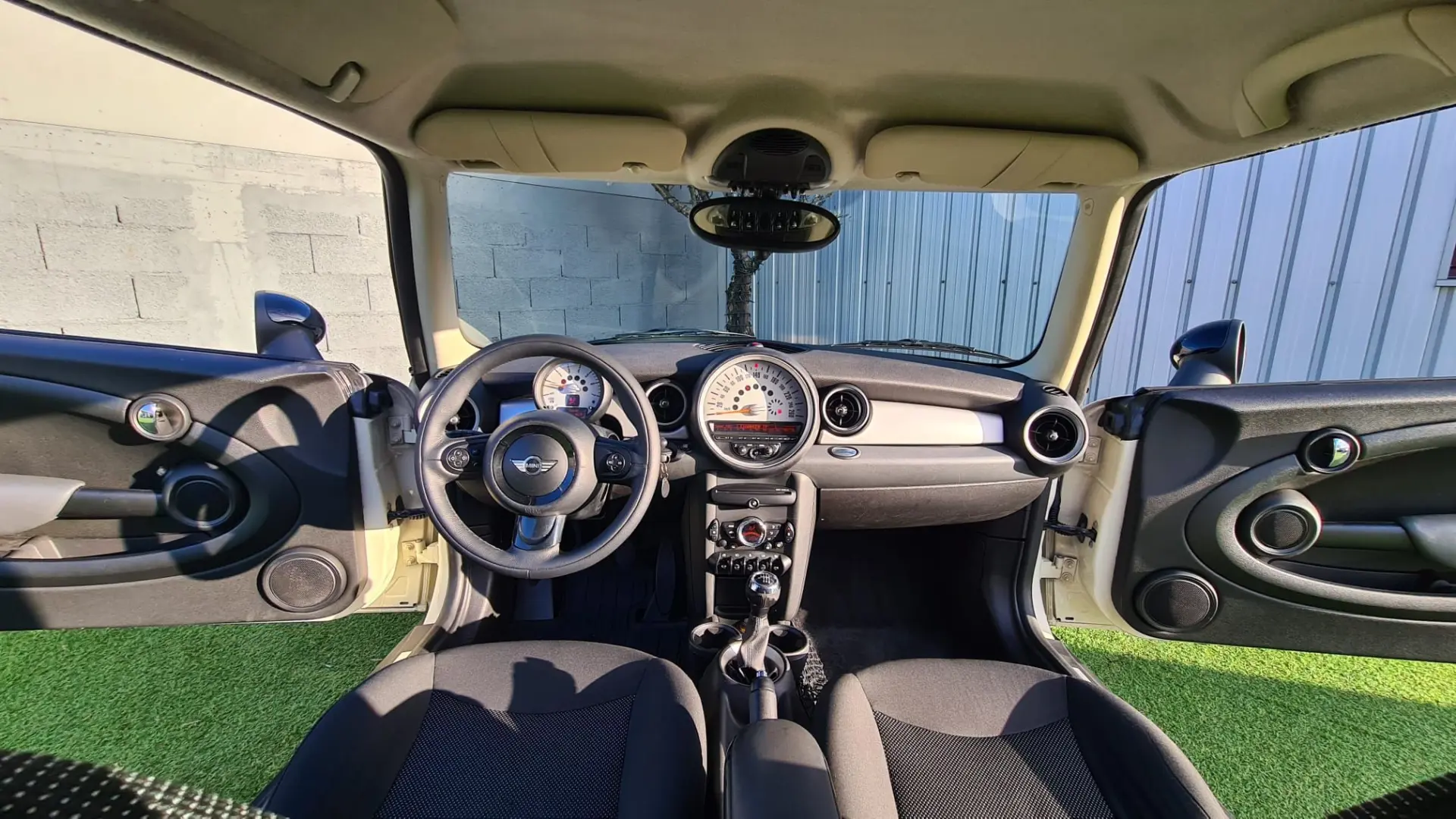 MINI 3 Portas One D 7