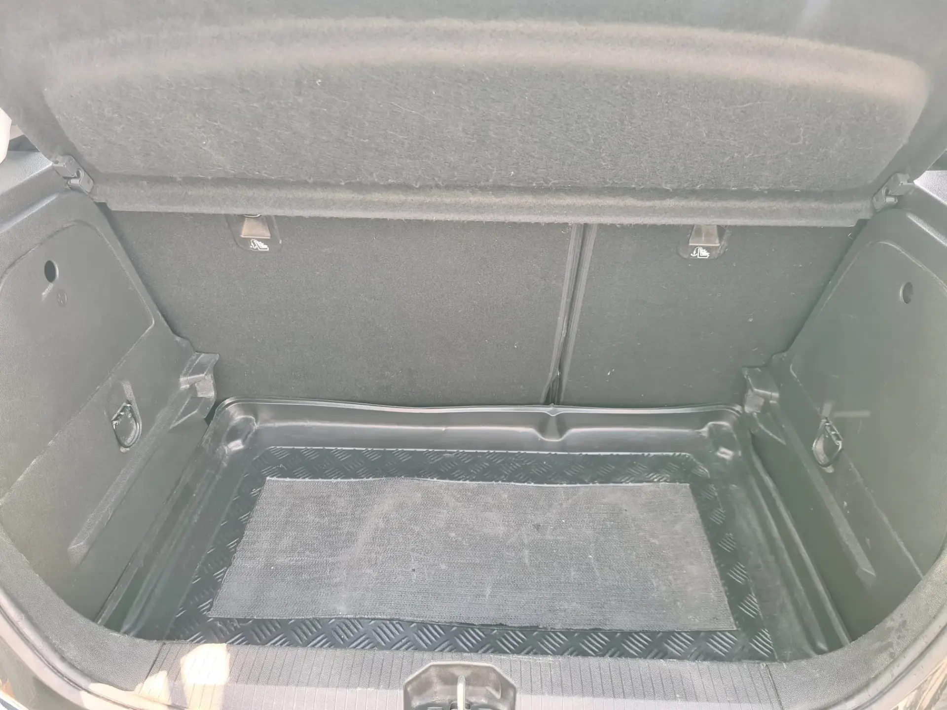 Opel Corsa 1.4 Enjoy FlexFuel 10