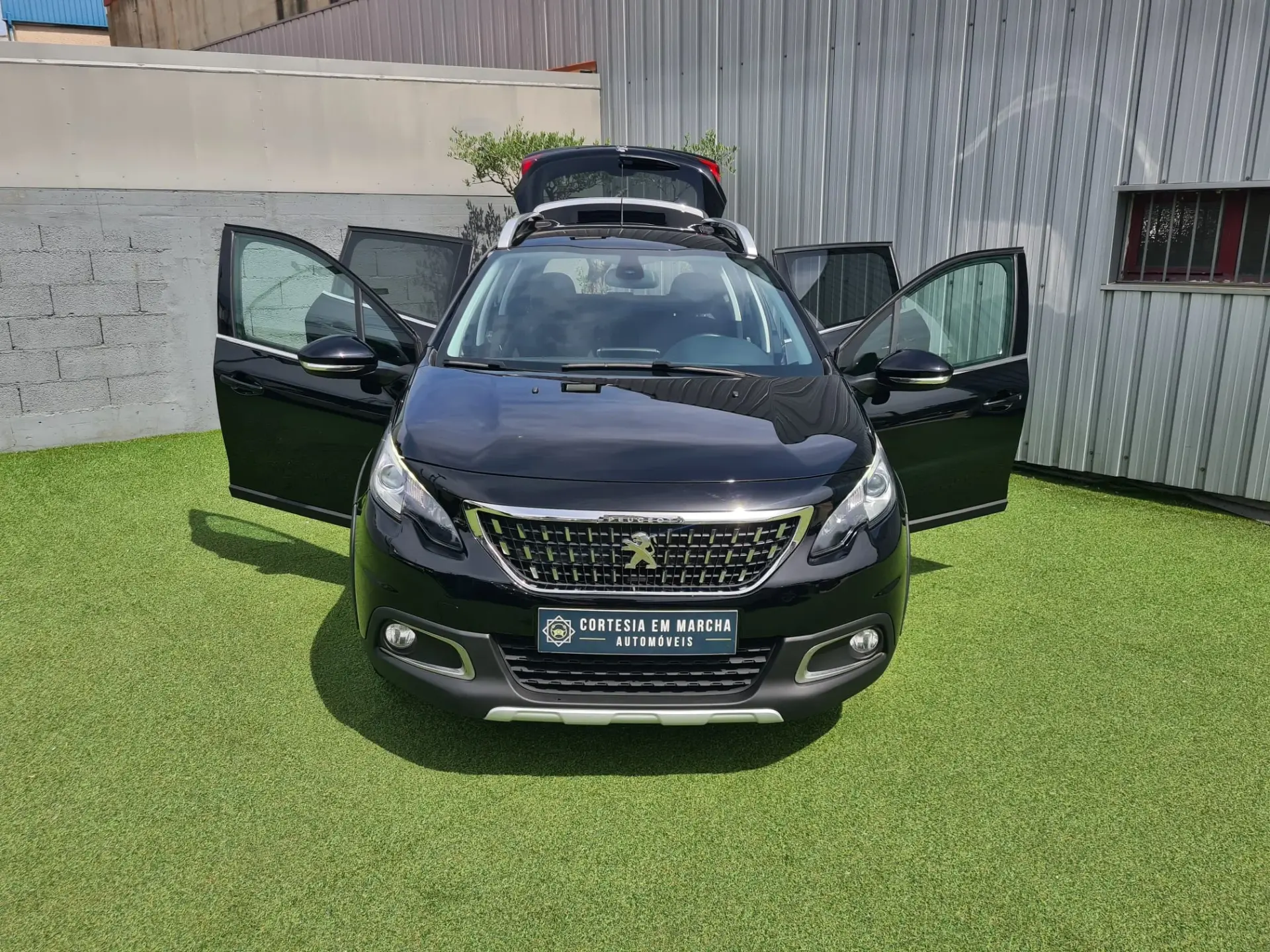 Peugeot 2008 1.6 BlueHDi Allure 15