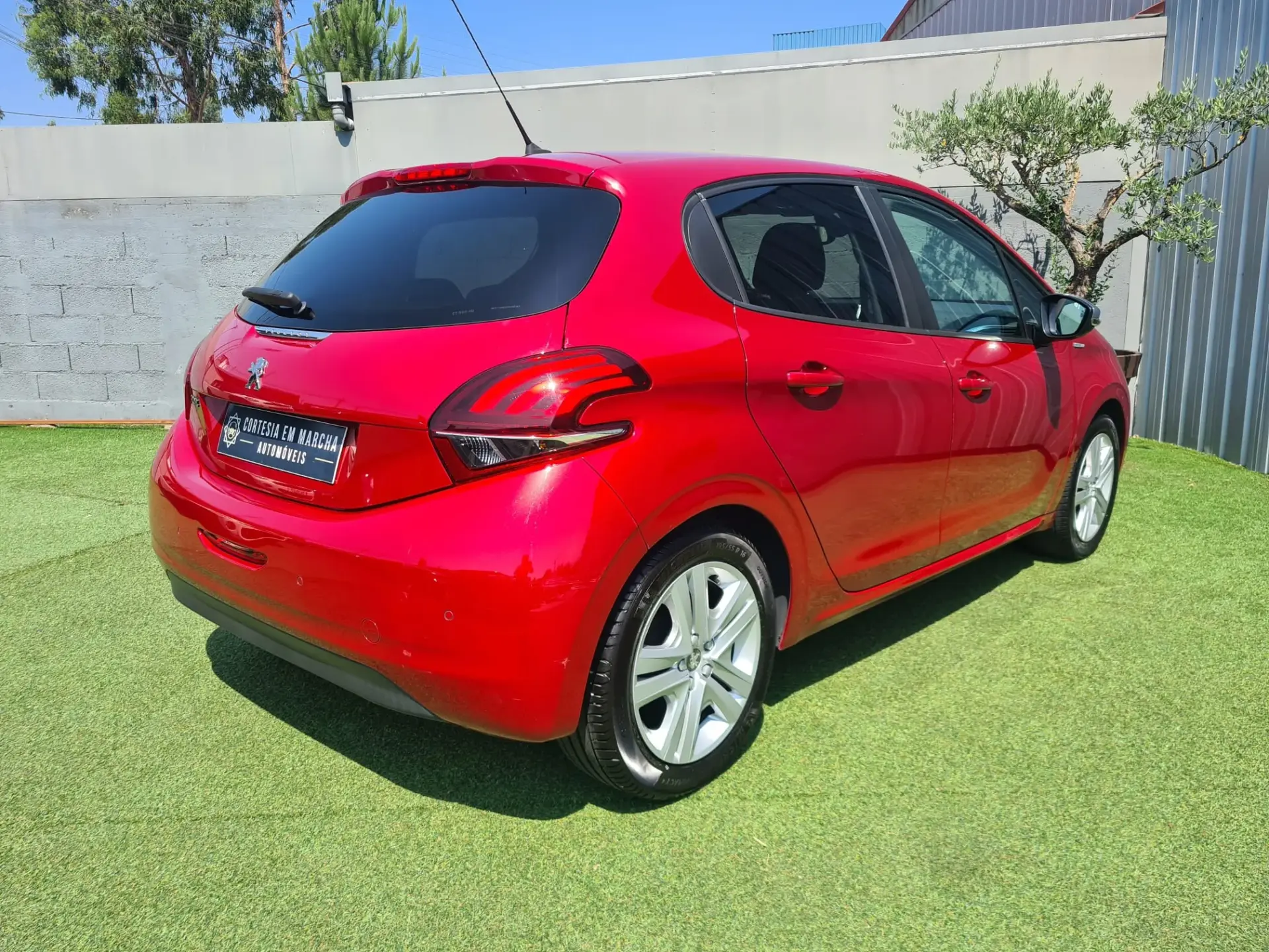 Peugeot 208 1.2 PureTech Style 4
