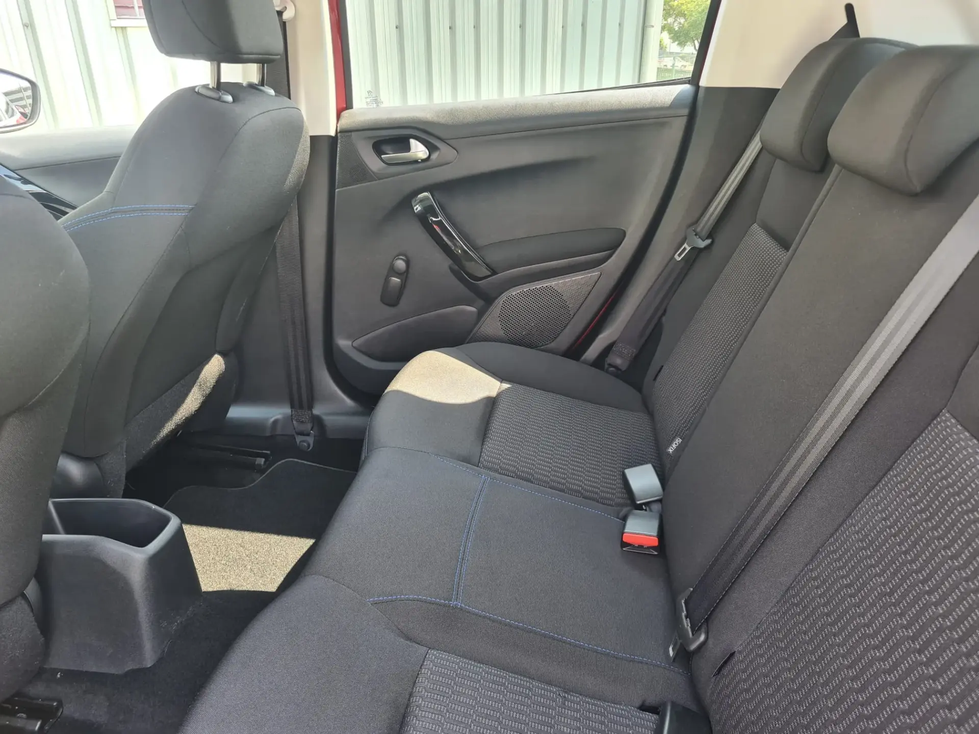 Peugeot 208 1.2 PureTech Style 8