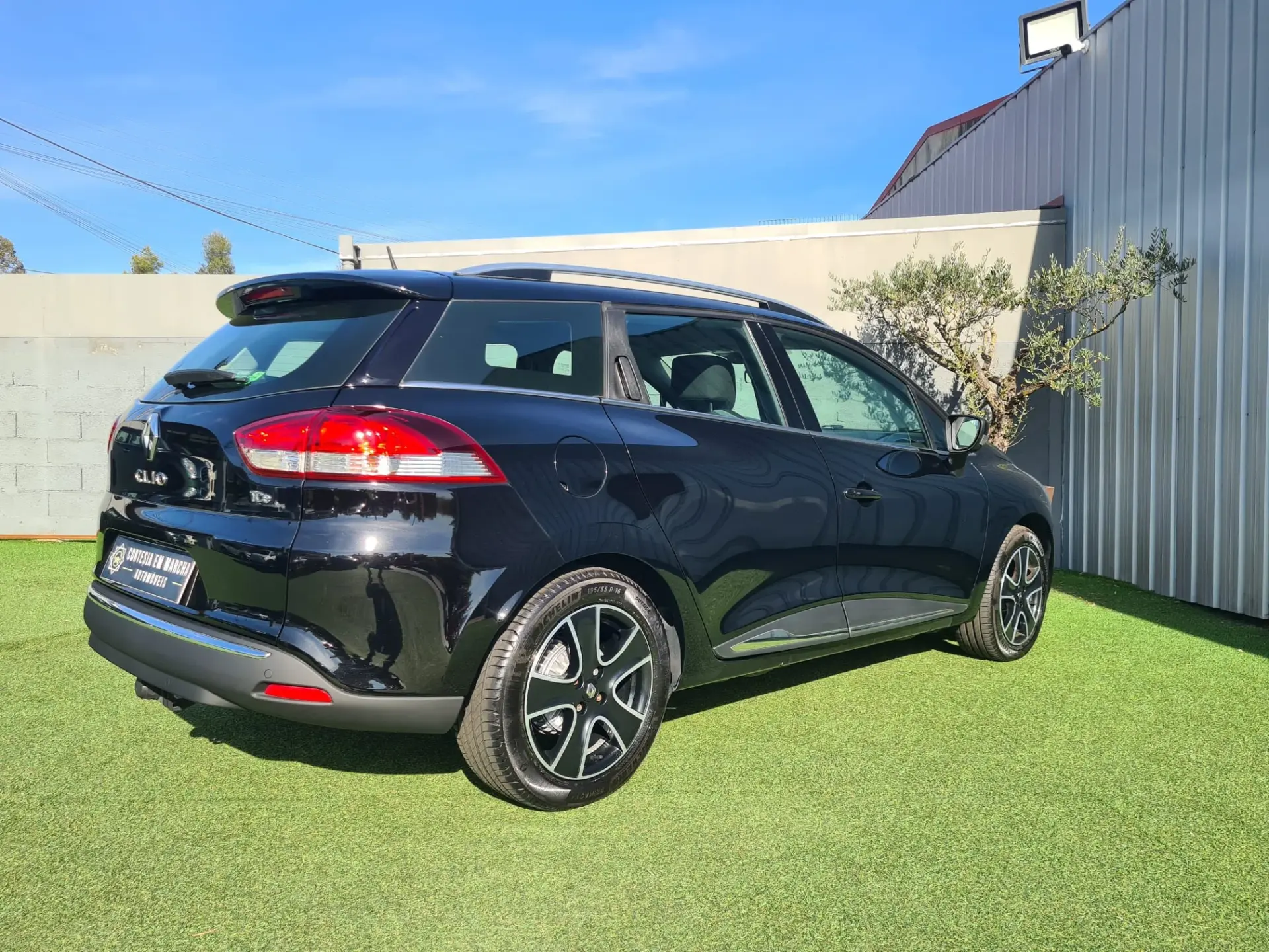 Renault Clio Sport Tourer 0.9 TCE Dynamique S 3