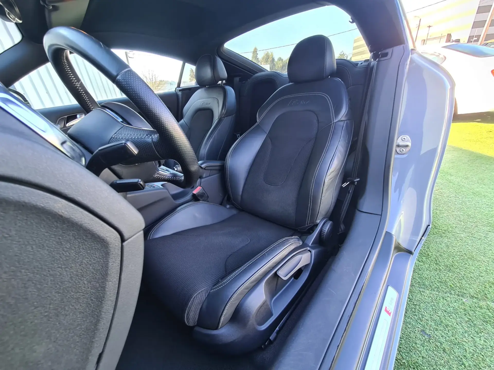 Audi TT Coupé 2.0 TDi quattro S-line 12