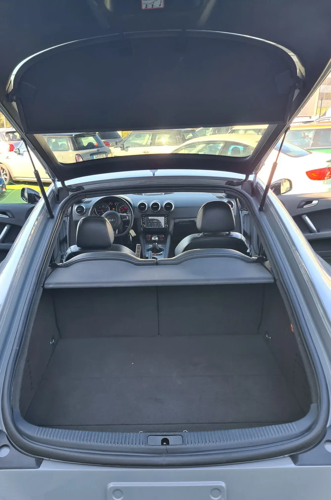 Audi TT Coupé 2.0 TDi quattro S-line 14