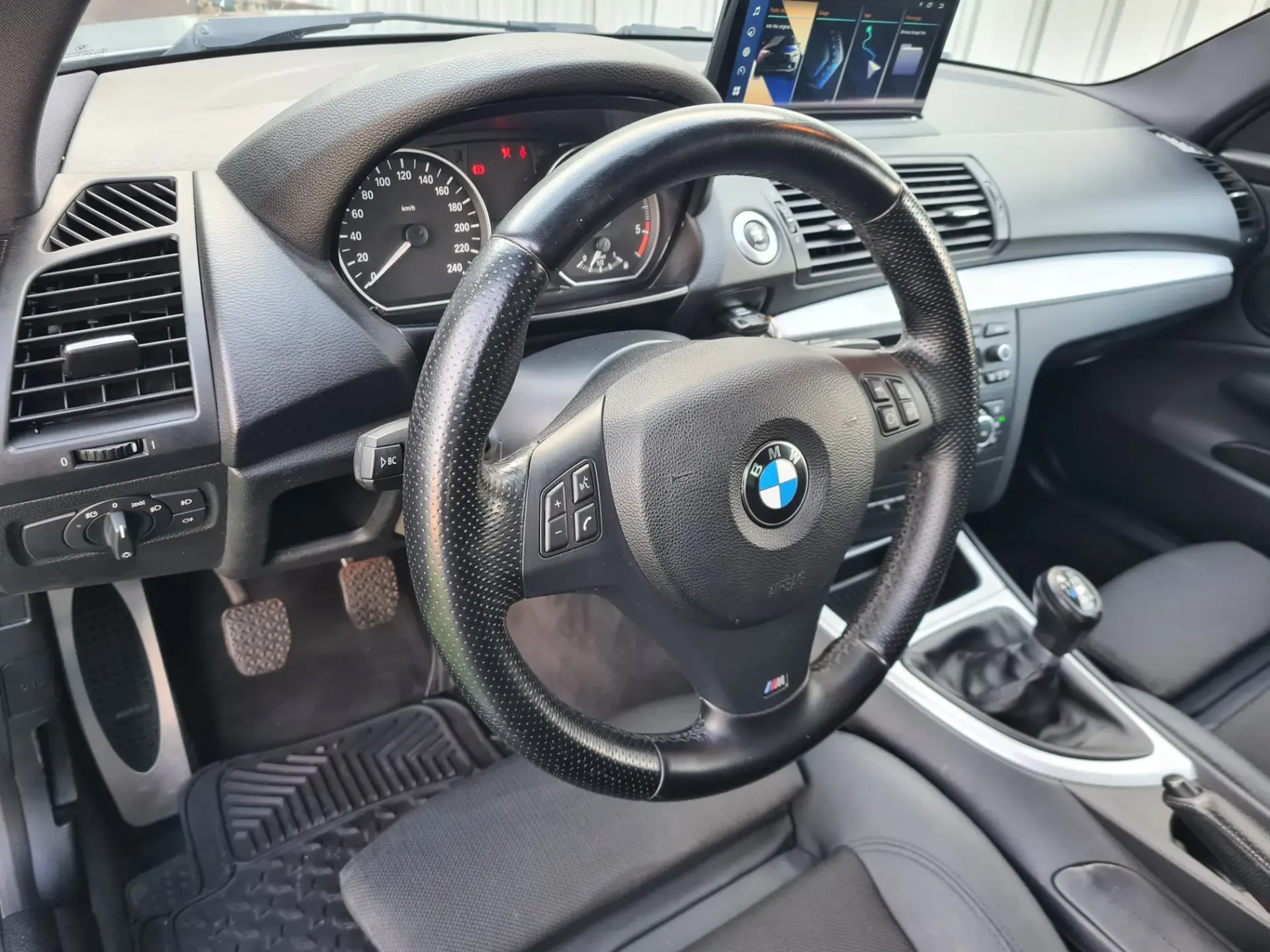 BMW 118 d Coupe Pack M 6