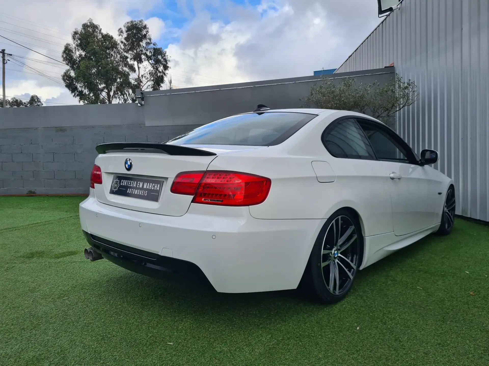BMW 320 d Edição M 4