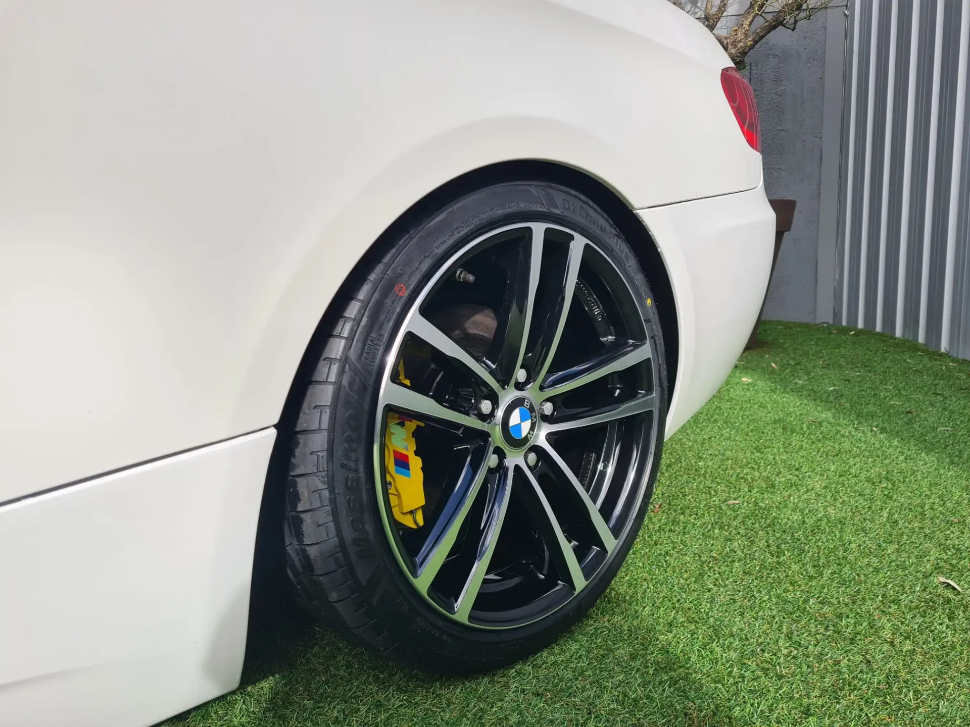 BMW 320 d Edição M 8