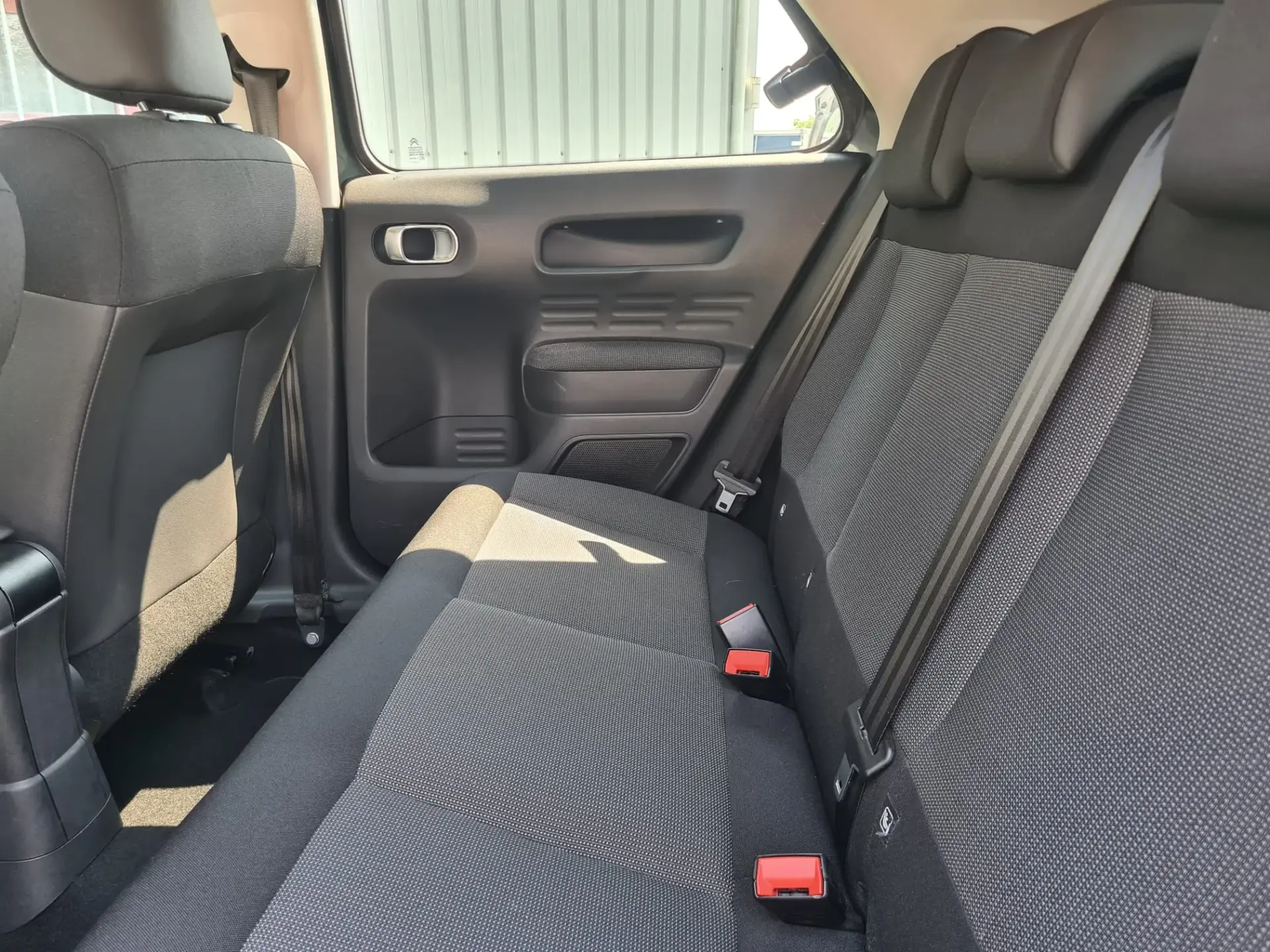 Citroen C4 Cactus 1.6 BlueHDi Feel 8