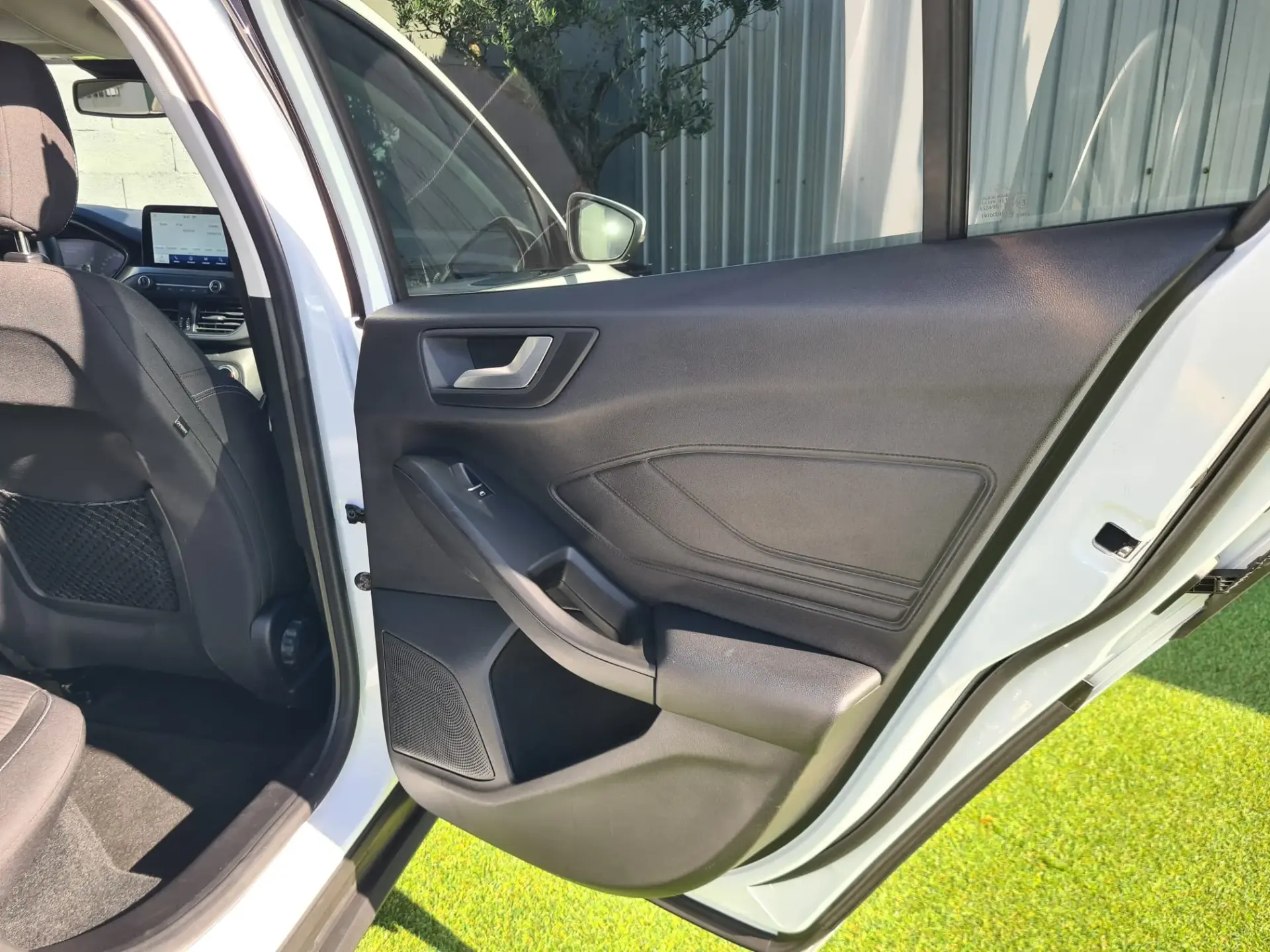 Ford Focus SW 1.5 TDCi Titanium 16