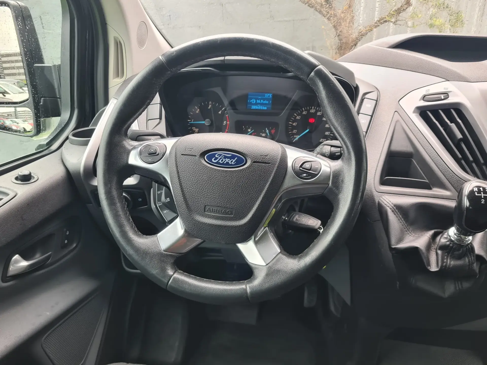 Ford Transit Custom 250L1 2.2 TDCi H1-Tecto Baixo Ambiente 7