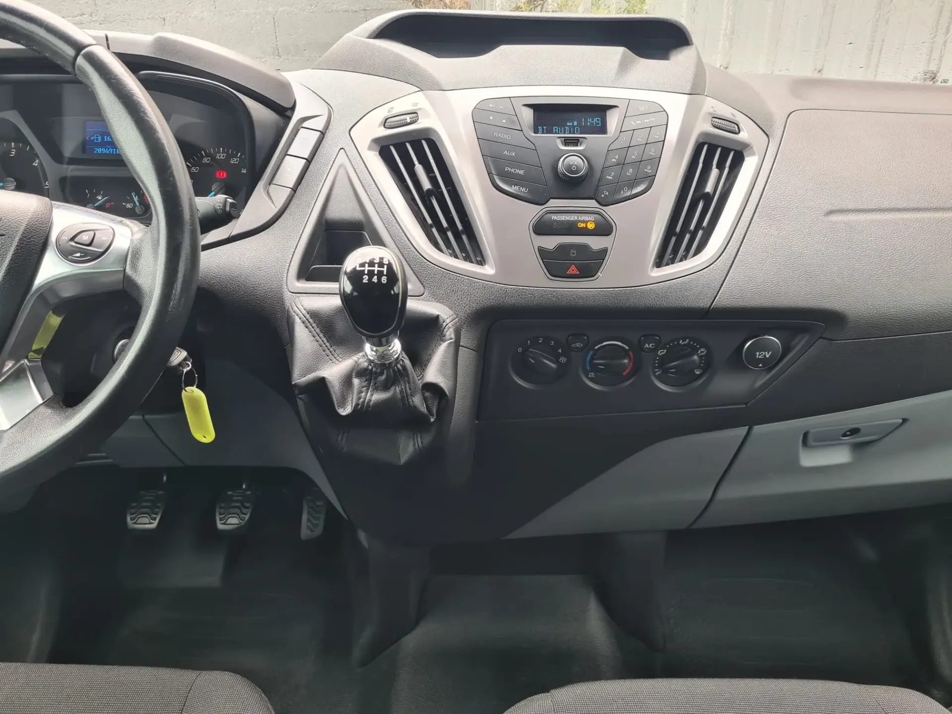 Ford Transit Custom 250L1 2.2 TDCi H1-Tecto Baixo Ambiente 9