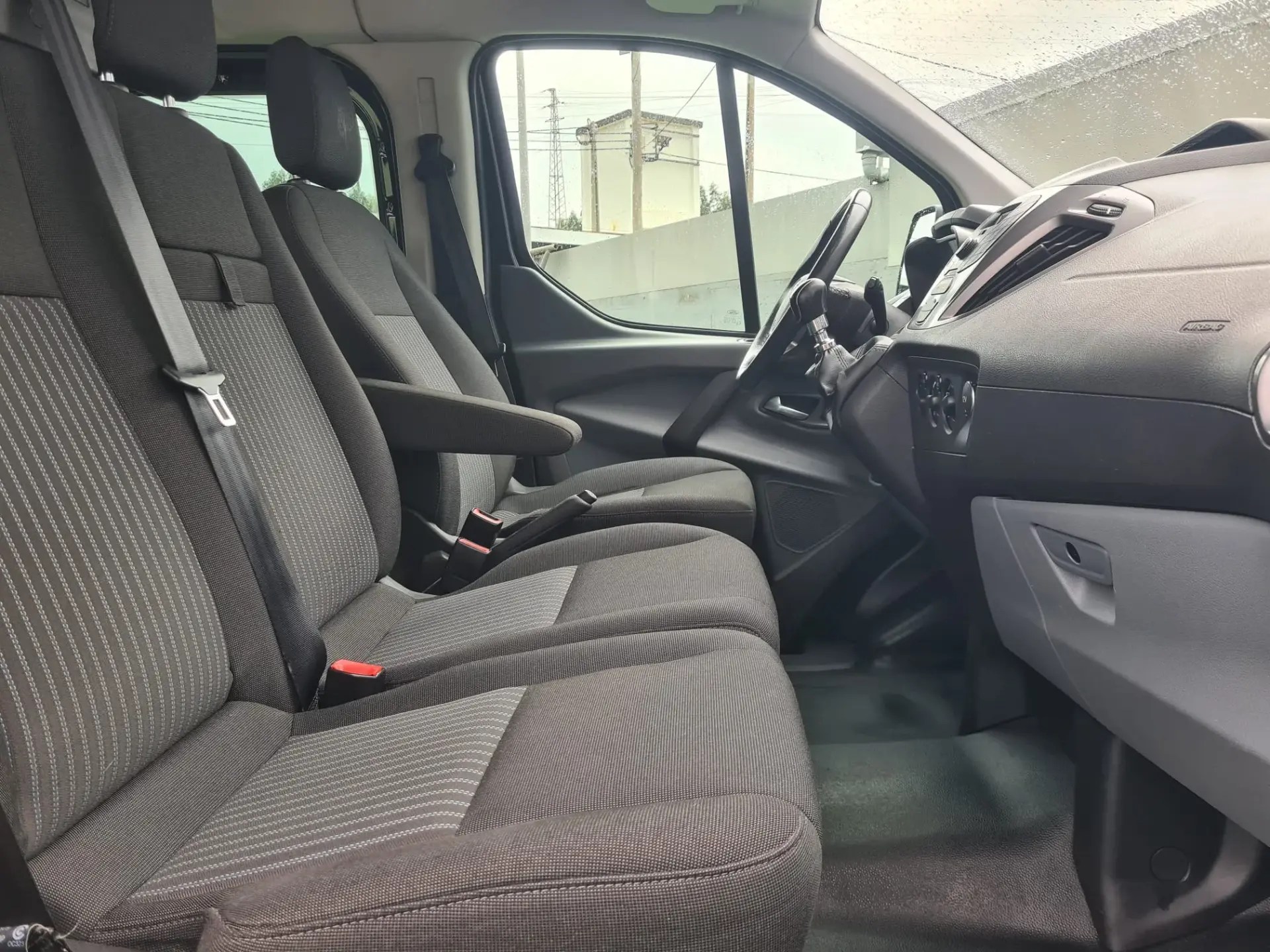 Ford Transit Custom 250L1 2.2 TDCi H1-Tecto Baixo Ambiente 10