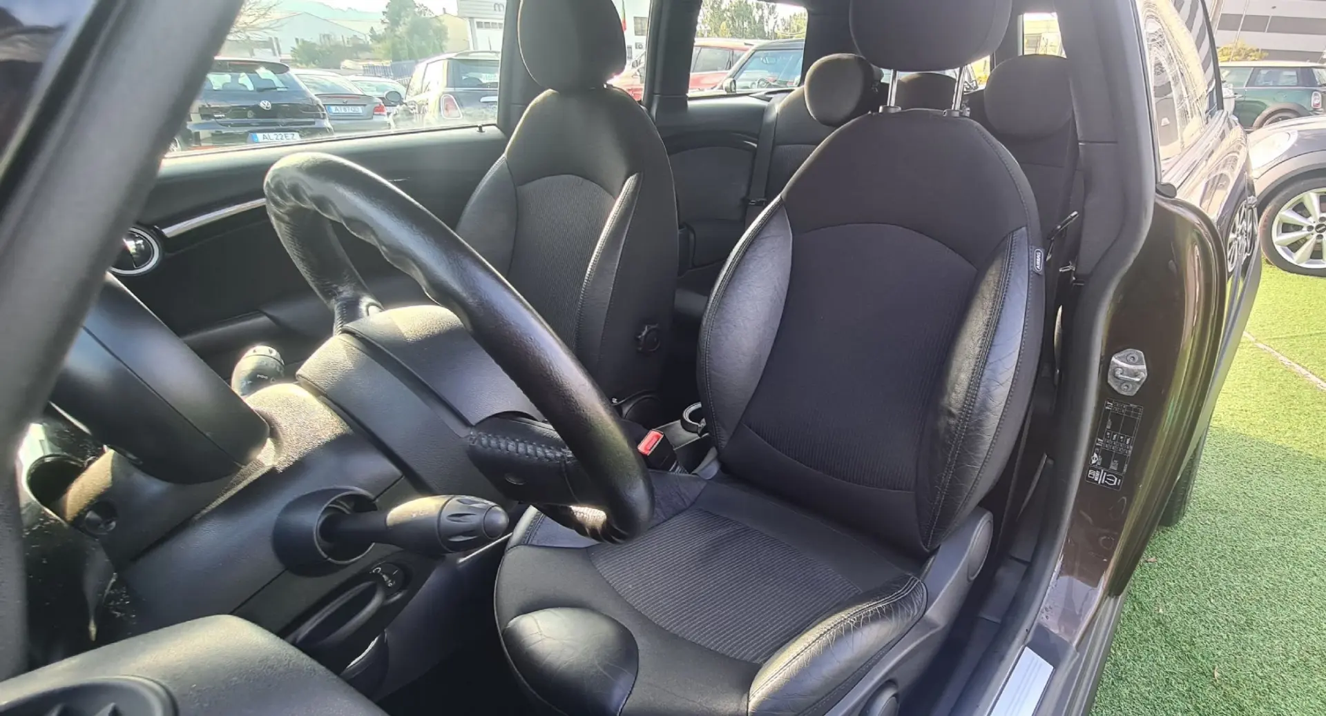 MINI Clubman Cooper D 1.6 12