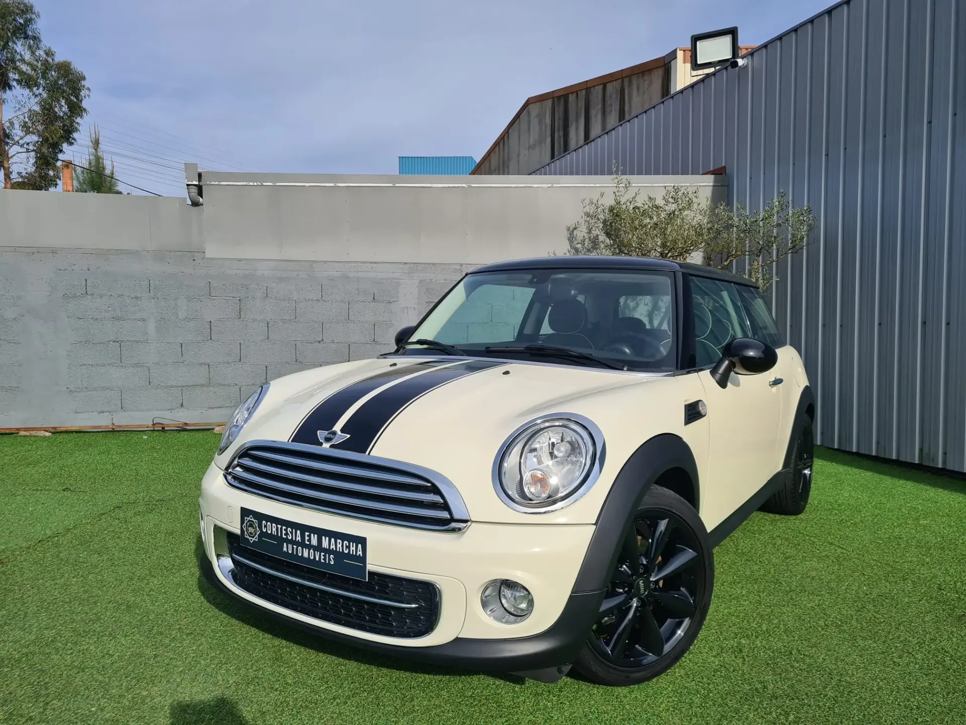 MINI 3 Portas Cooper D 1