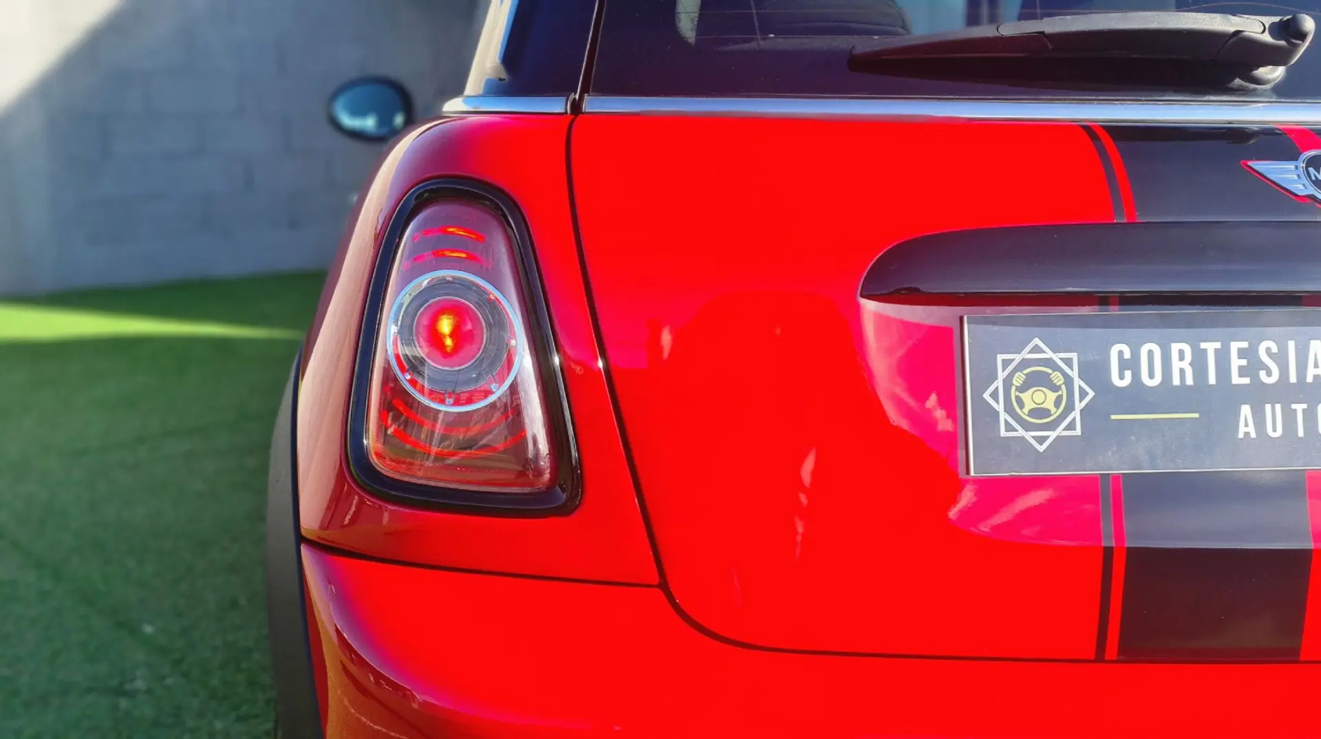 MINI 3 Portas Cooper D 1.6 8