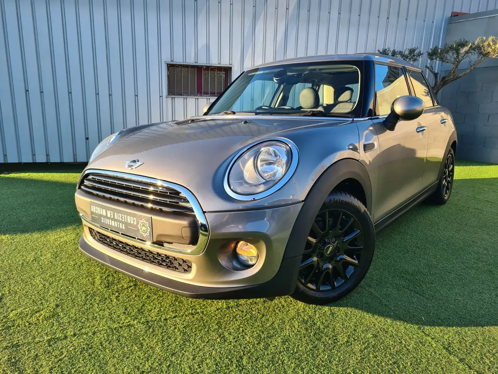 MINI 5 Portas Cooper D 1