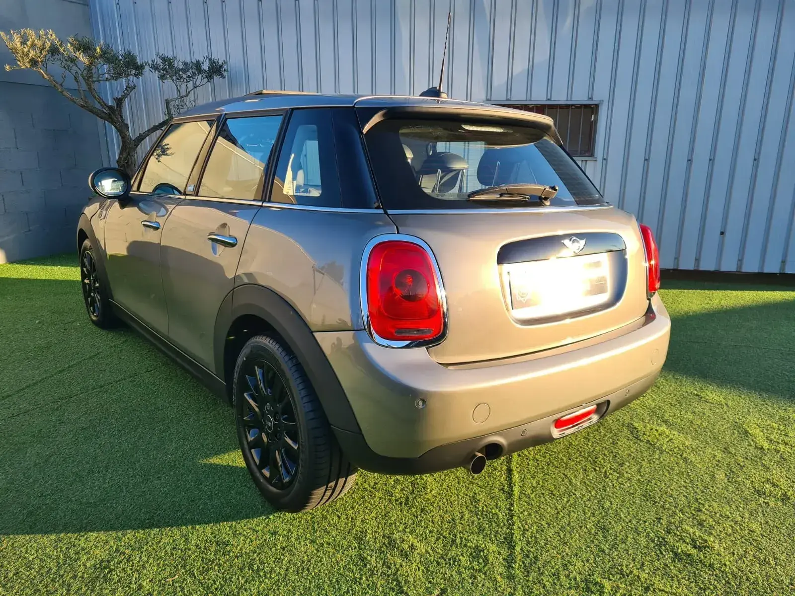 MINI 5 Portas Cooper D 4