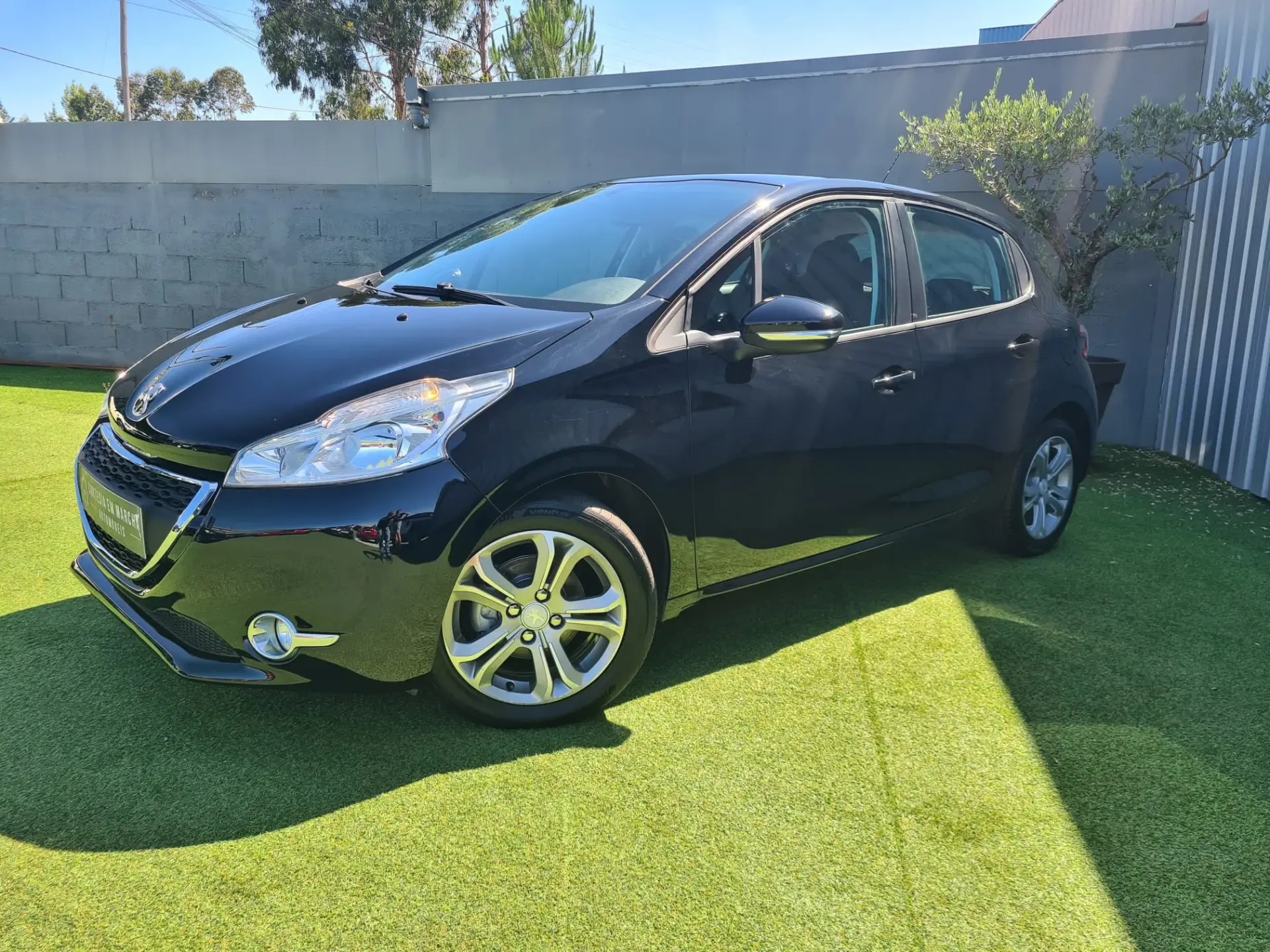 Peugeot 208 1.4 HDi Active 1