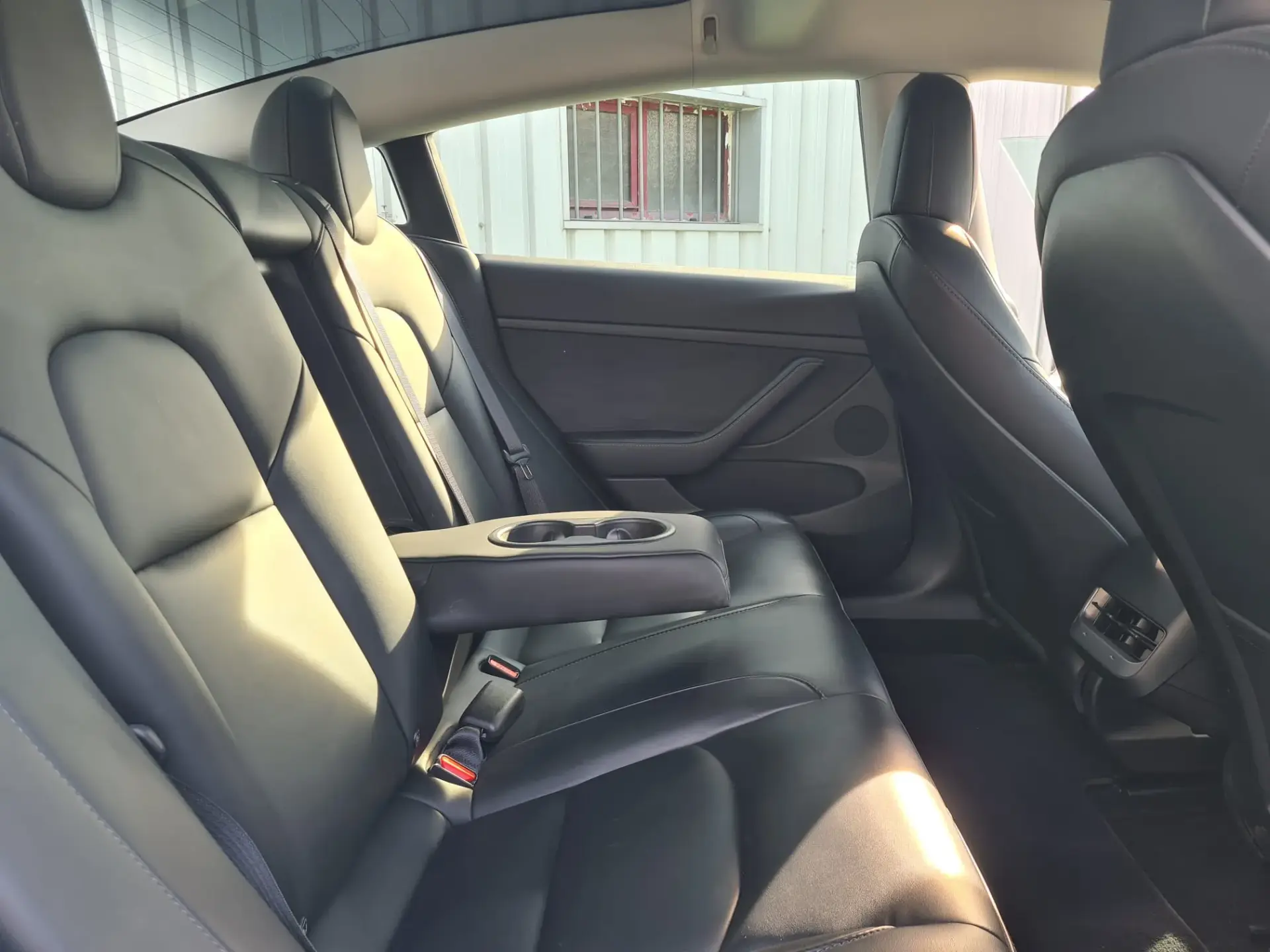 Tesla Model 3 Long Range AWD Dual Motor 7