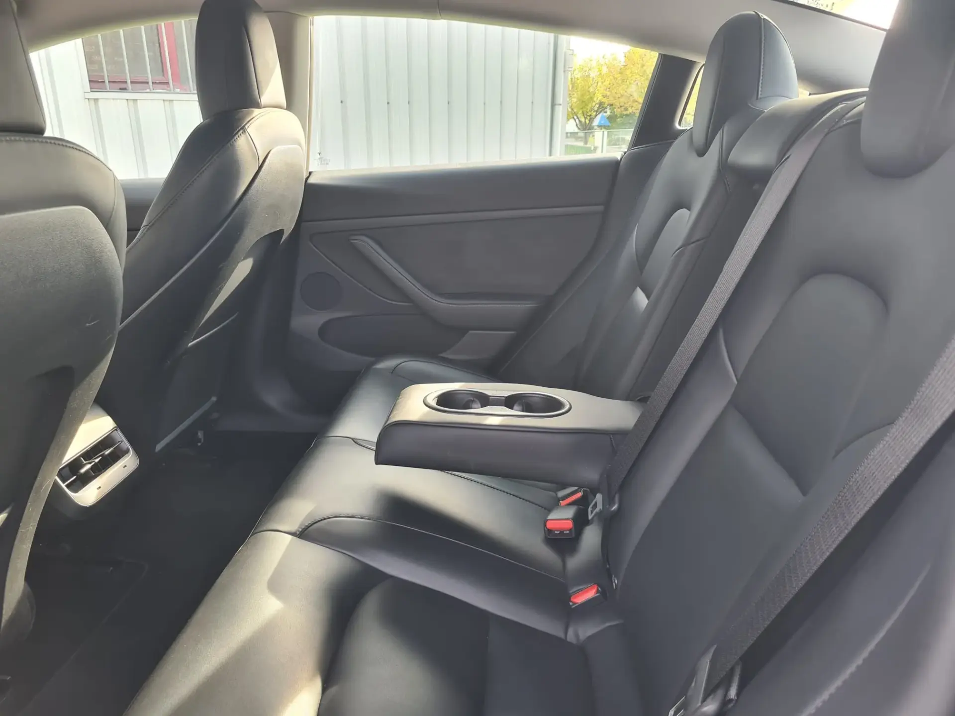 Tesla Model 3 Long Range AWD Dual Motor 8