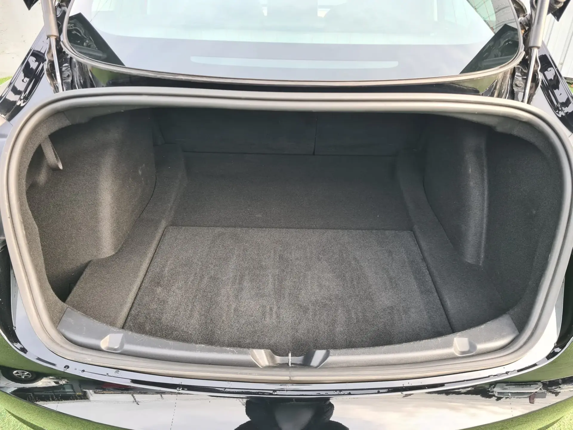 Tesla Model 3 Standard Plus 13