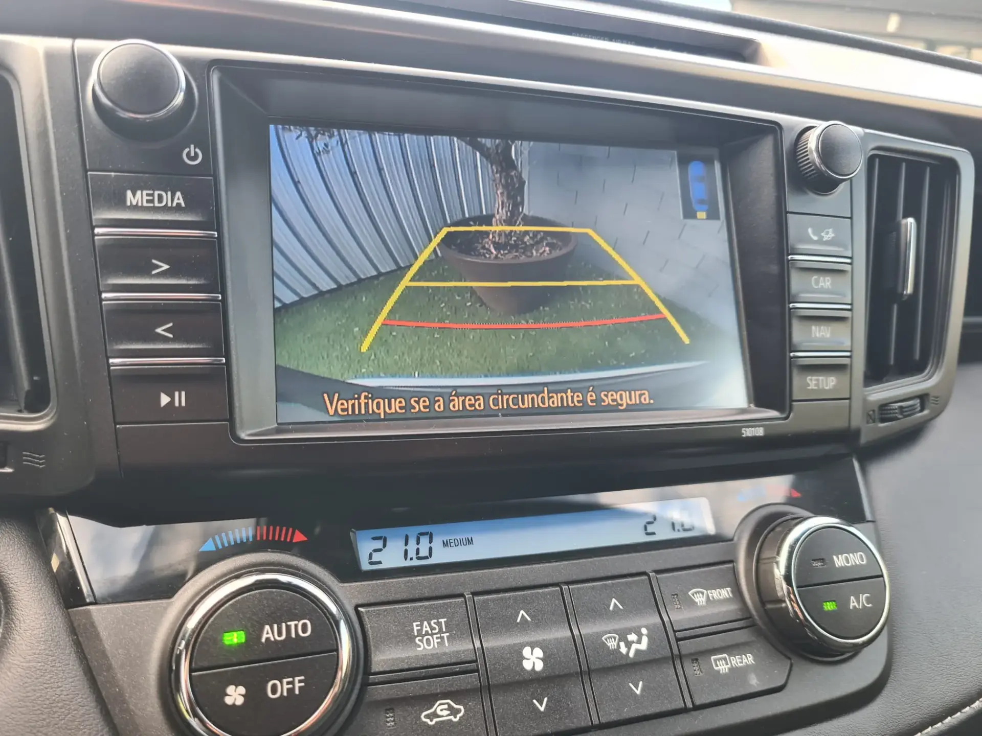 Toyota RAV4 2.5 Hybrid Pure Dark 4x2 7