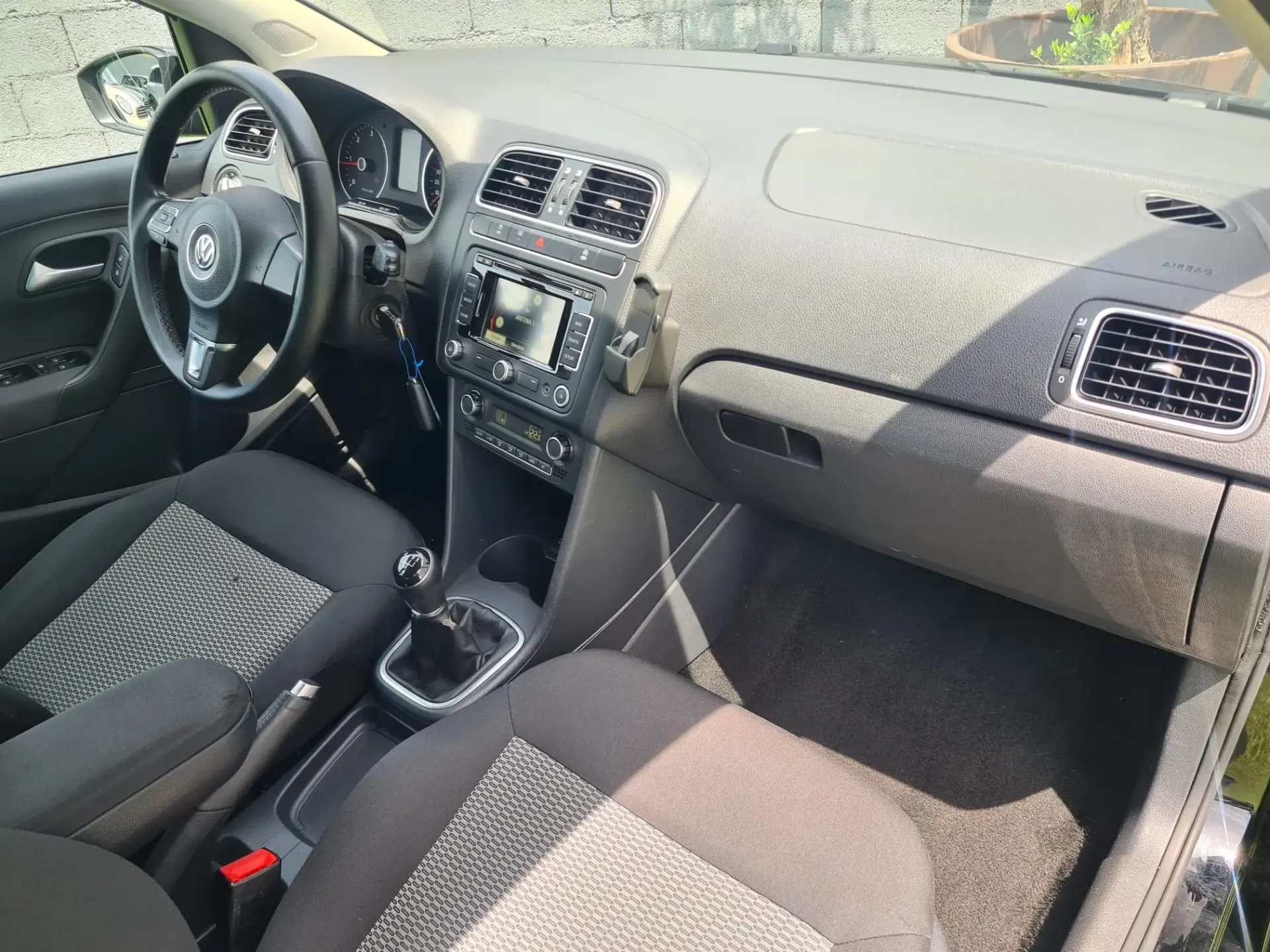 Volkswagen Polo 1.2 TDi BlueMotion 7