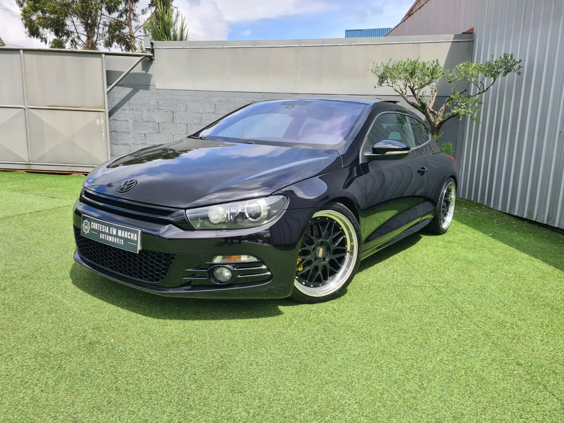 Volkswagen Scirocco 2.0 TDi R-Line 1