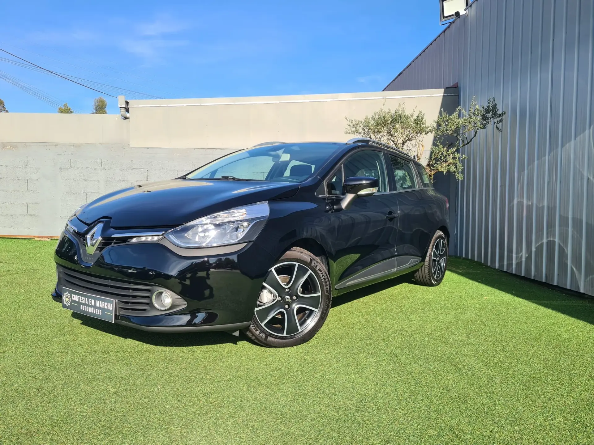 Renault Clio Sport Tourer 0.9 TCE Dynamique S 1