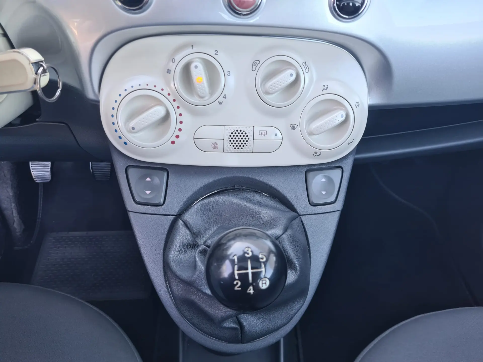 Fiat 500 1.3 16V Multijet S&S Riva 8