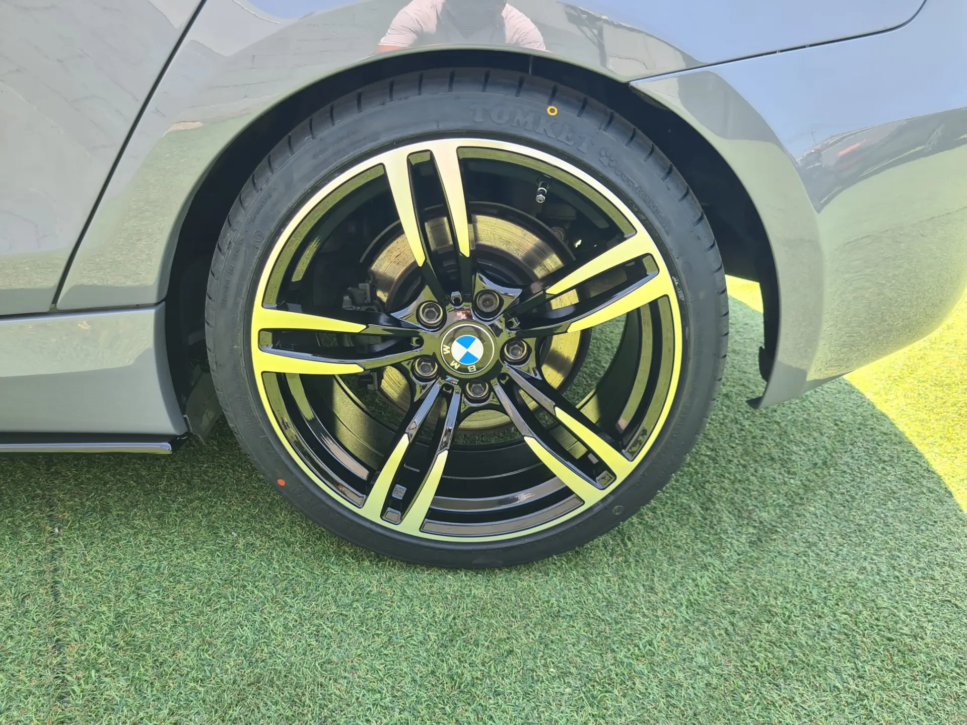 BMW 118 d Pack M 12