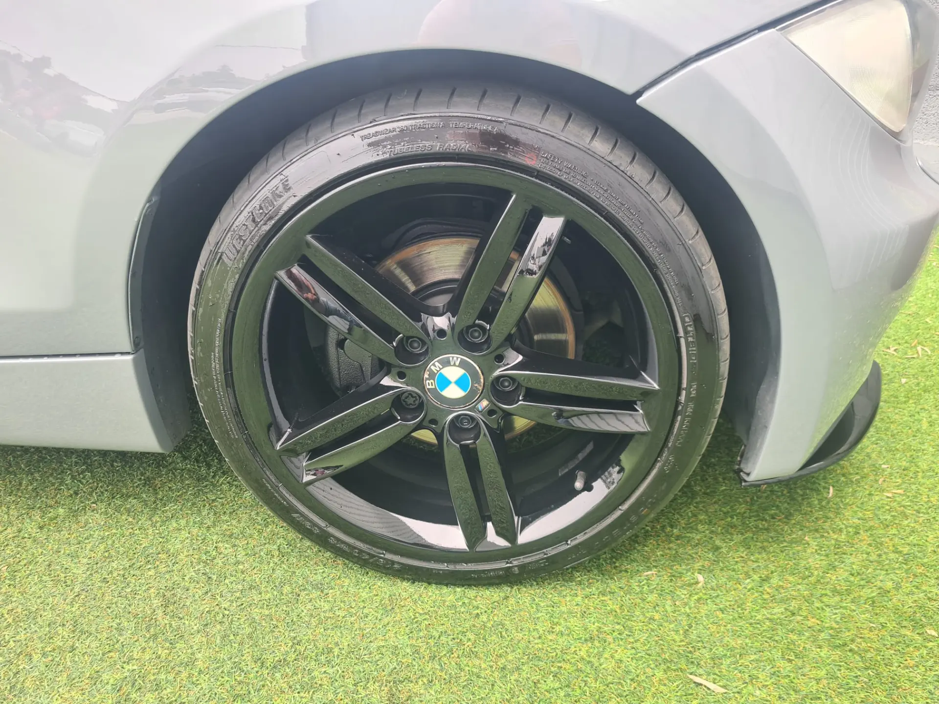 BMW 118 d Pack M 12