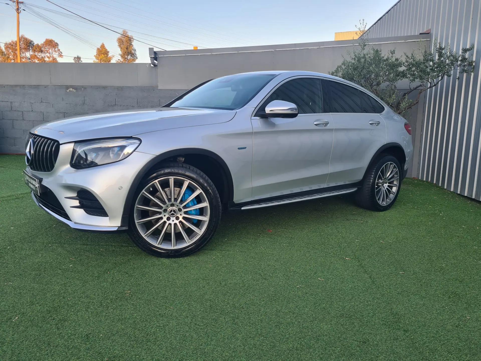 Mercedes-Benz GLC 350 e Coupé AMG Line 4-Matic 1