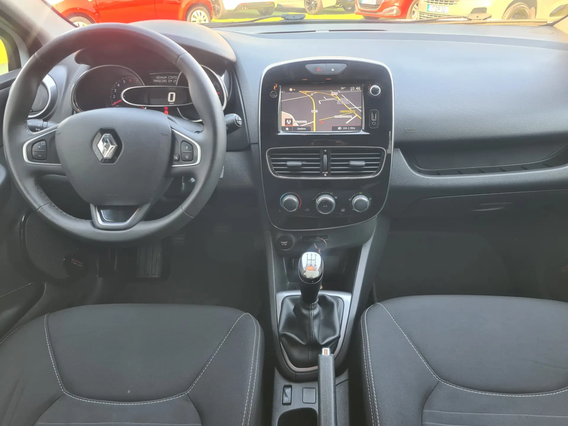 Renault Clio 0.9 TCE Limited 6