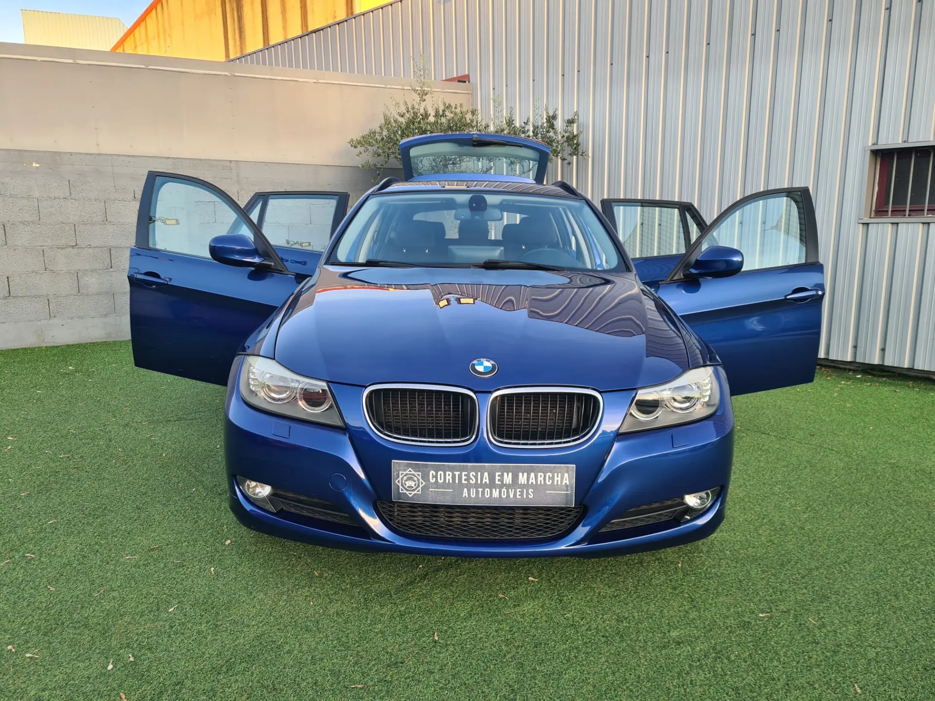 BMW 320 d Sport Line 19