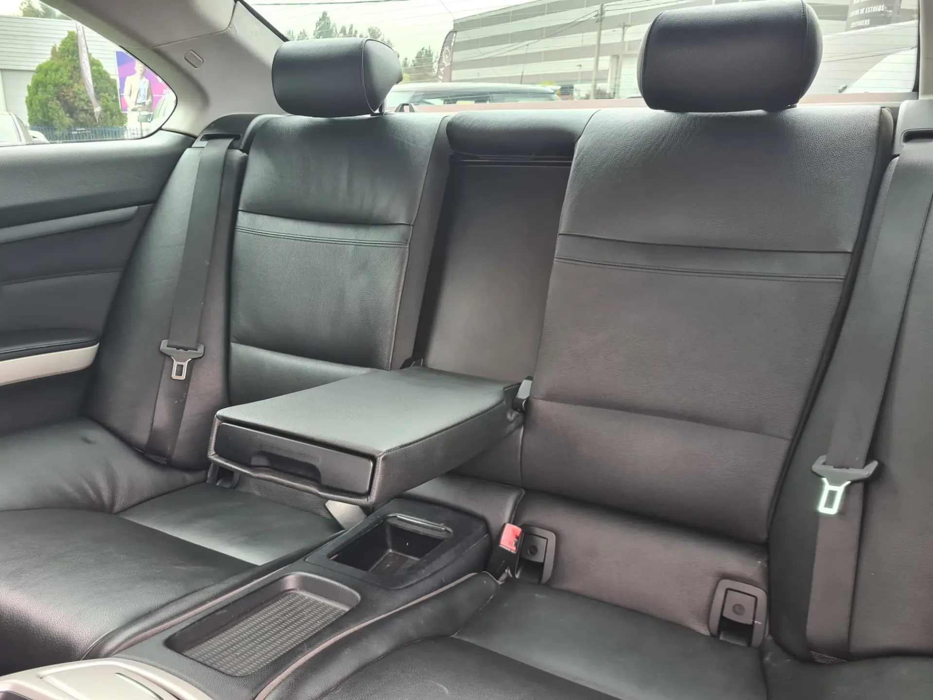 BMW 320 d Coupe 10