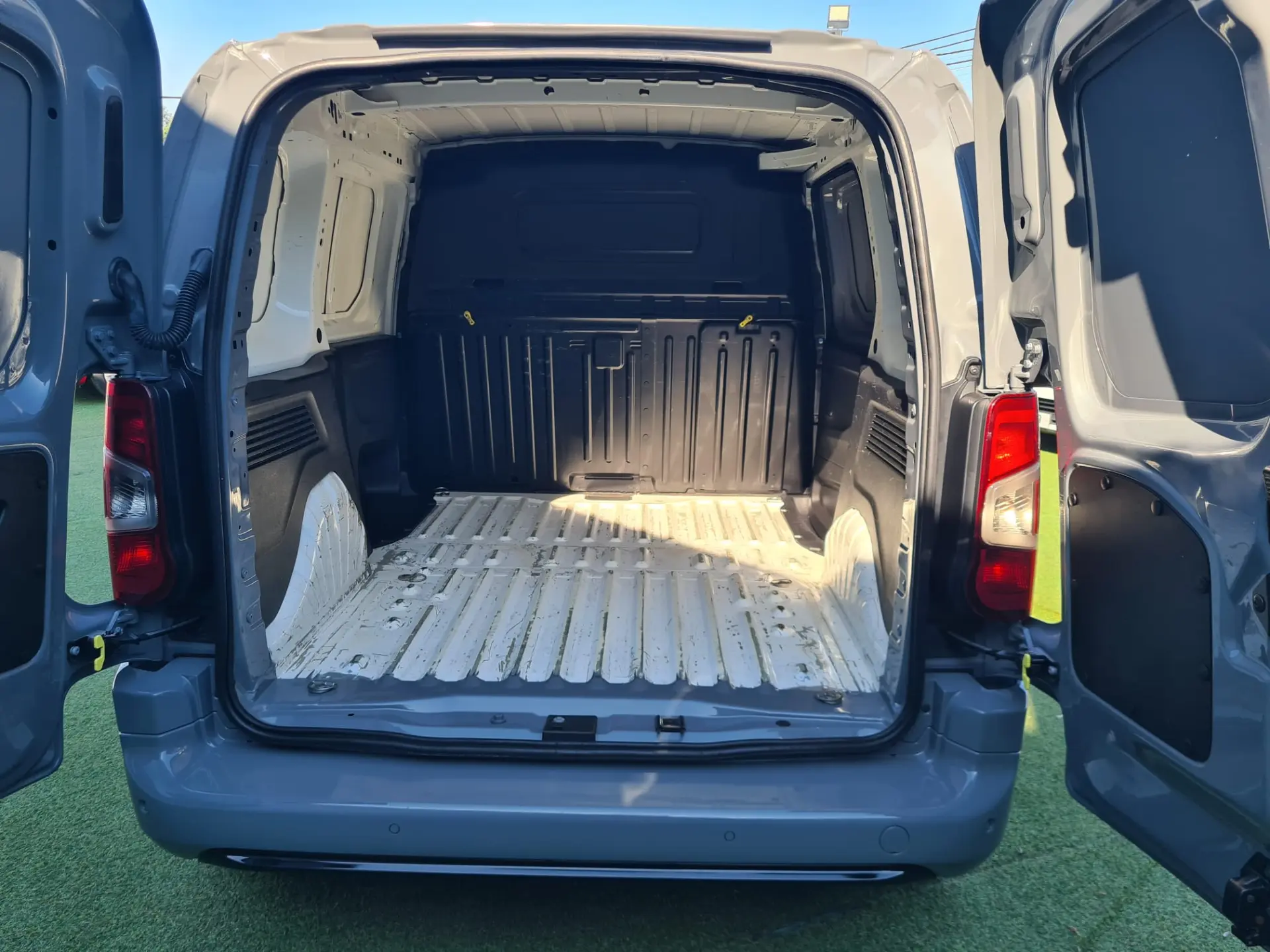 Citroen Berlingo 1.5 BlueHDi M Feel 12
