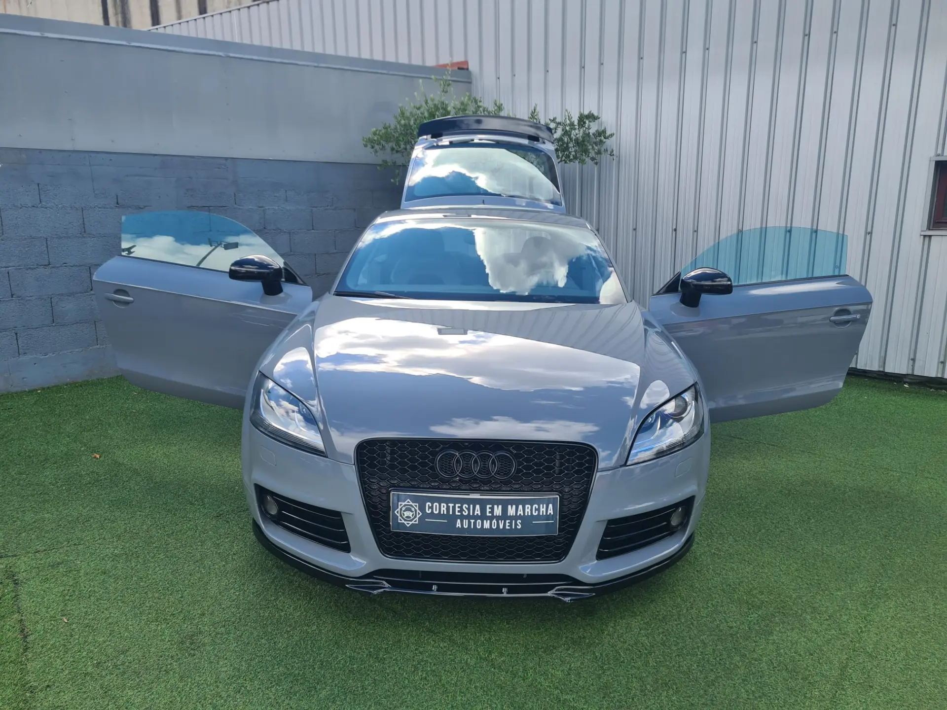 Audi TT Coupé 2.0 TDI quattro 13