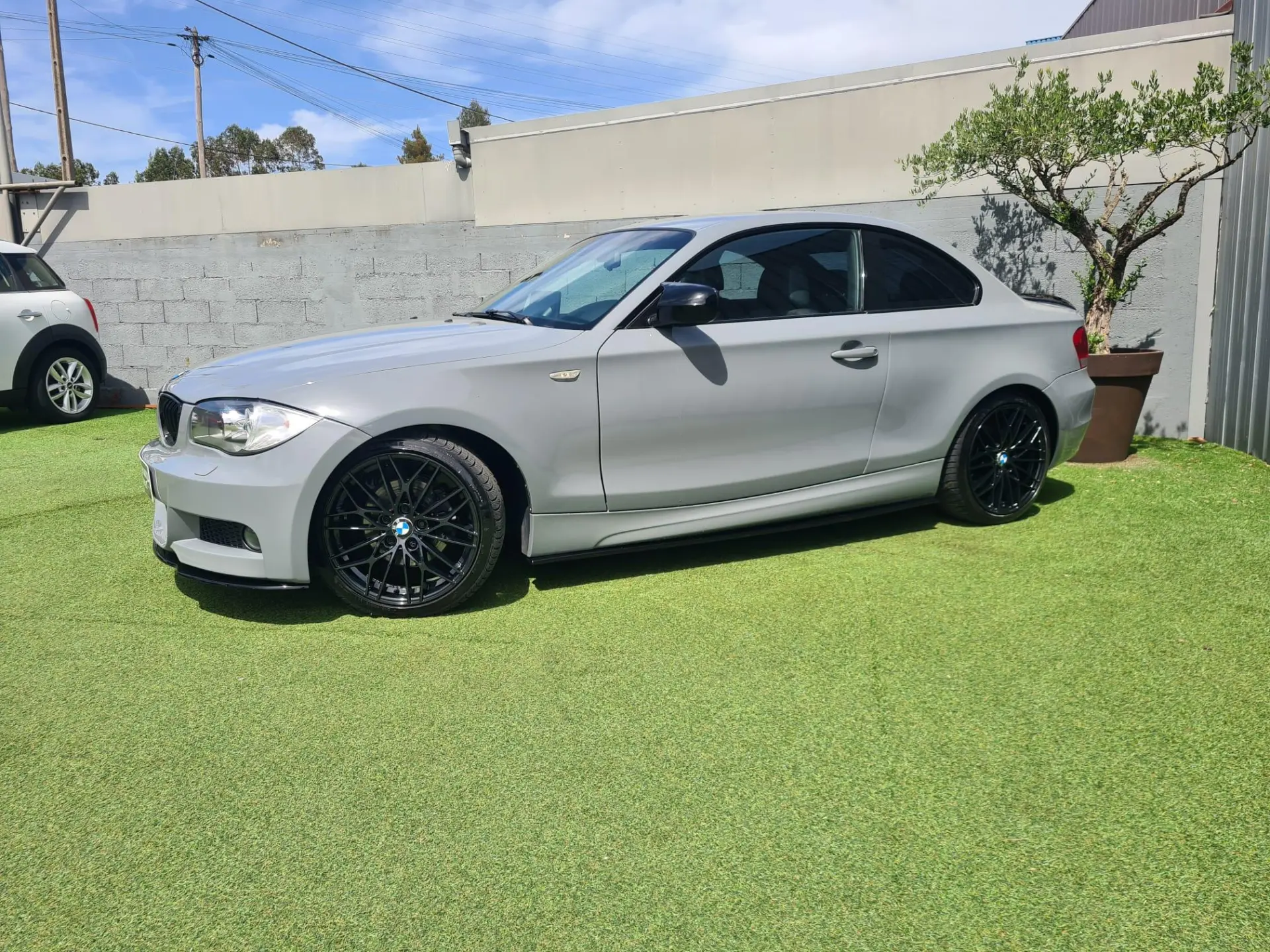 BMW 120 d Limited Edition Lifestyle c/ M Sport Pack 1