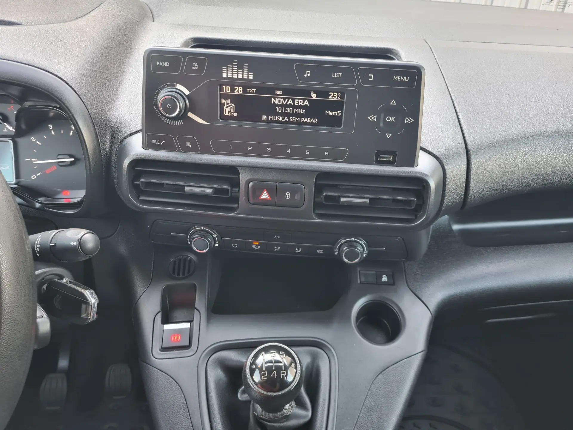 Citroen Berlingo 1.5 BlueHDi M Feel 8