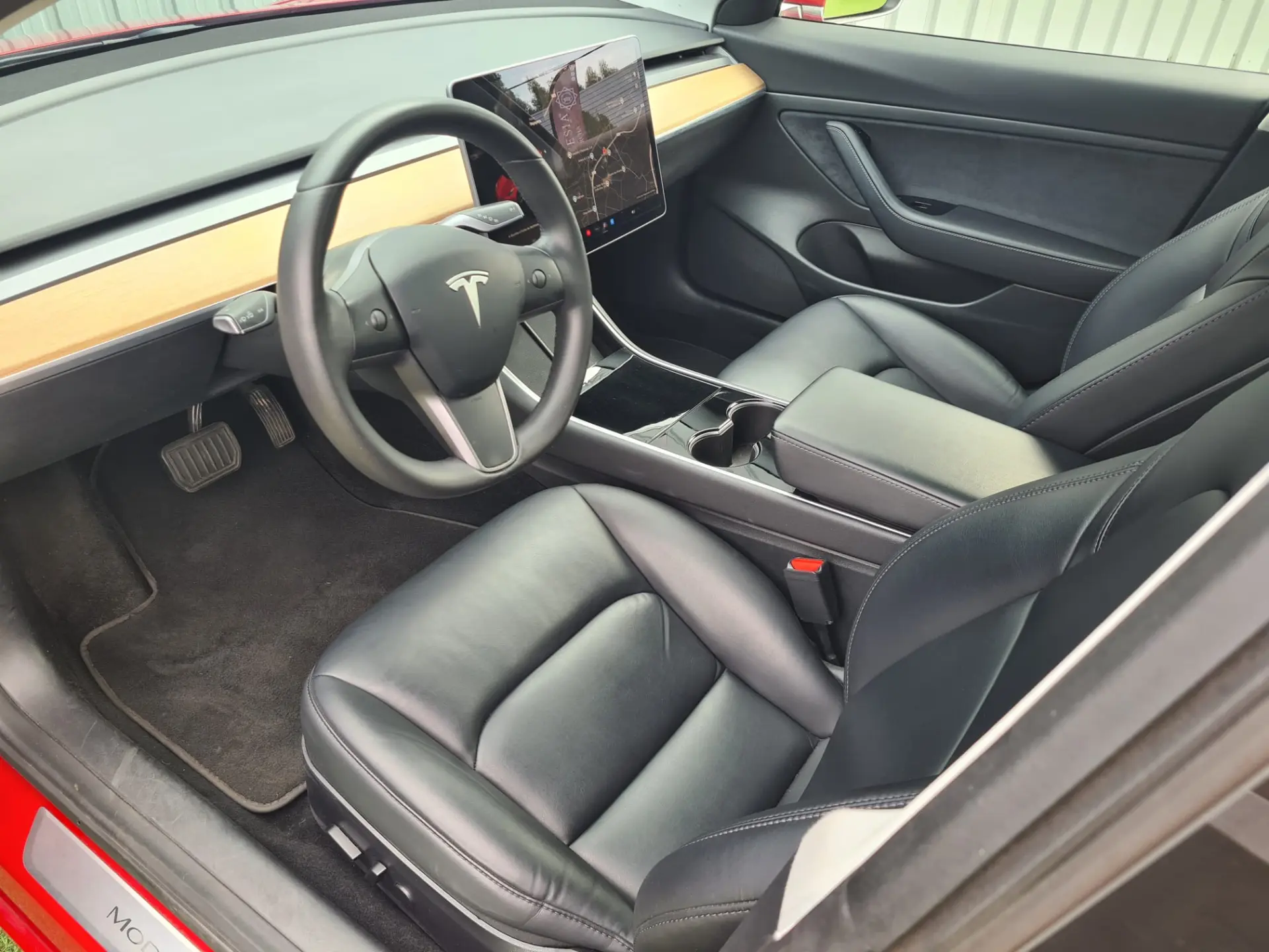 Tesla Model 3 Standard Range Plus RWD 5