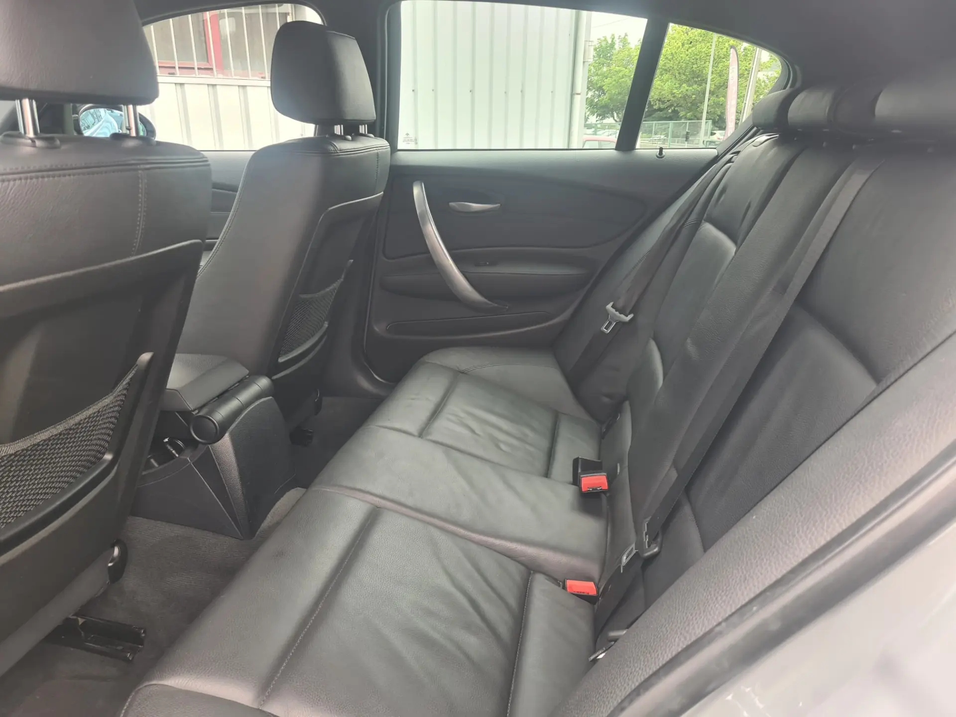 BMW 118 d Pack M 9