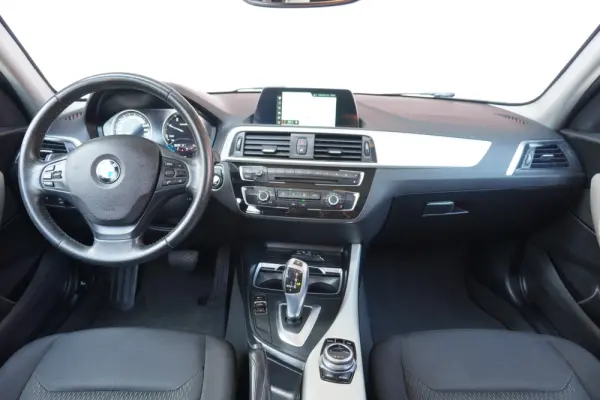 BMW 116 d Line Urban Auto 5