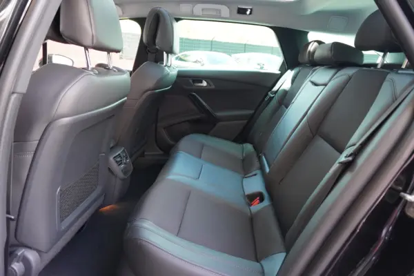 Peugeot 508 SW BlueHDi 180 EAT6 Stop&Start Allure 11