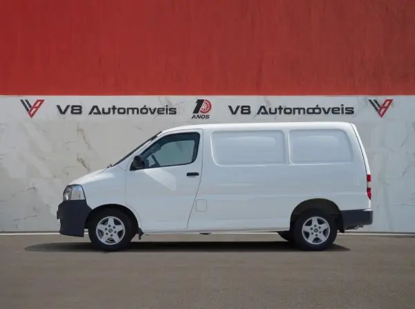 Toyota HiAce 2.5 D-4D Service 2.8T 2