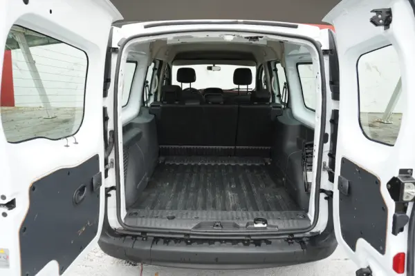 Renault Kangoo Maxi 33 (c/ Bateria) 13