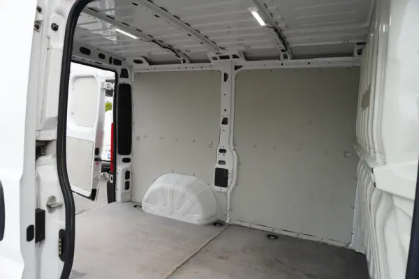 Peugeot Boxer HDi L1H1 S&S Active 19