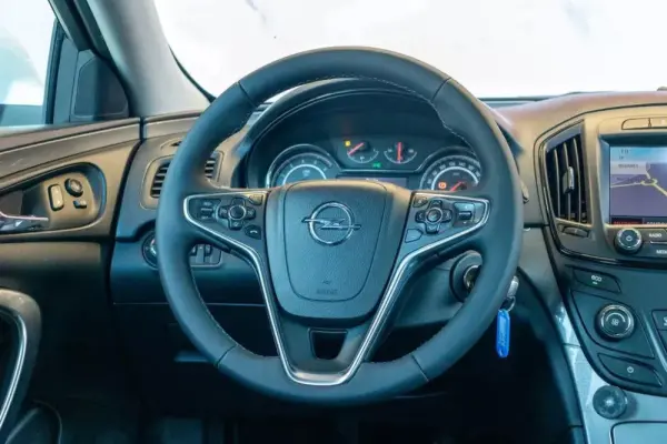 Opel Insignia Sports Tourer 2.0 CDTi Cosmo S/S 12